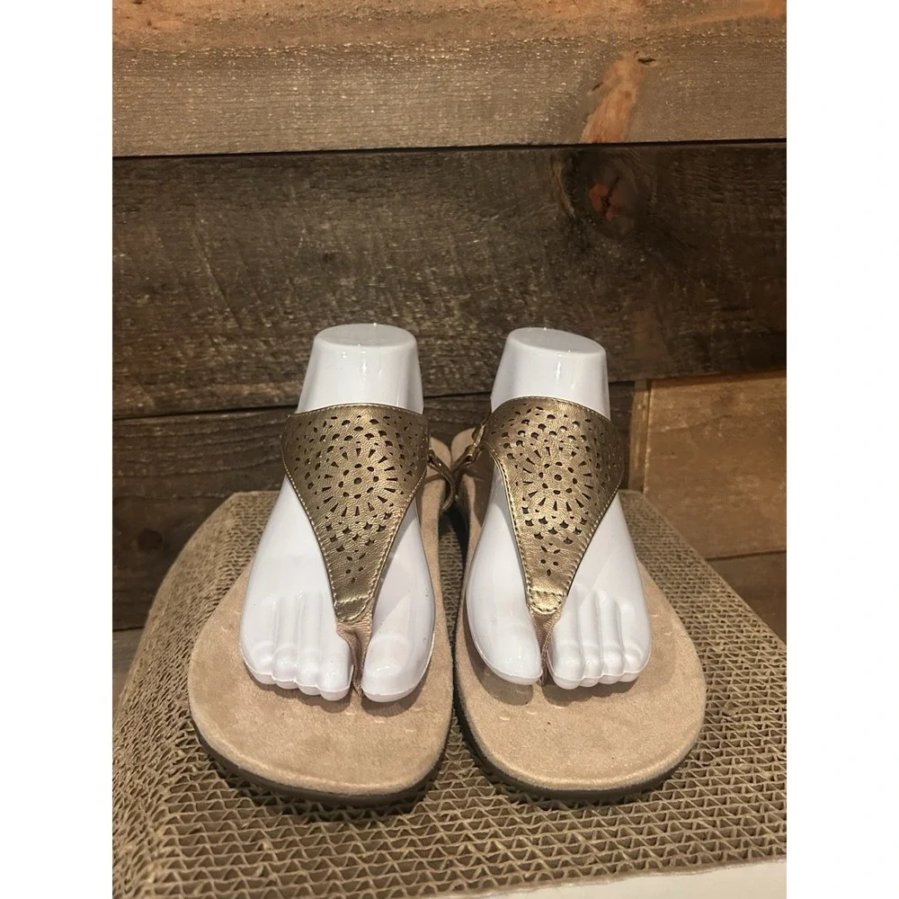 Vionic Kirra II Gold Leather T-Strap Backstrap‎ Toe Post Comfort Sandal 9.5 EUC